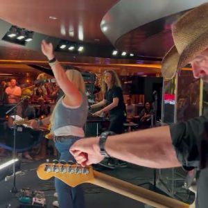 SMITH Country Band Live Cover Save a Horse Jim Rubel Kiesel Headless Bass 5 String